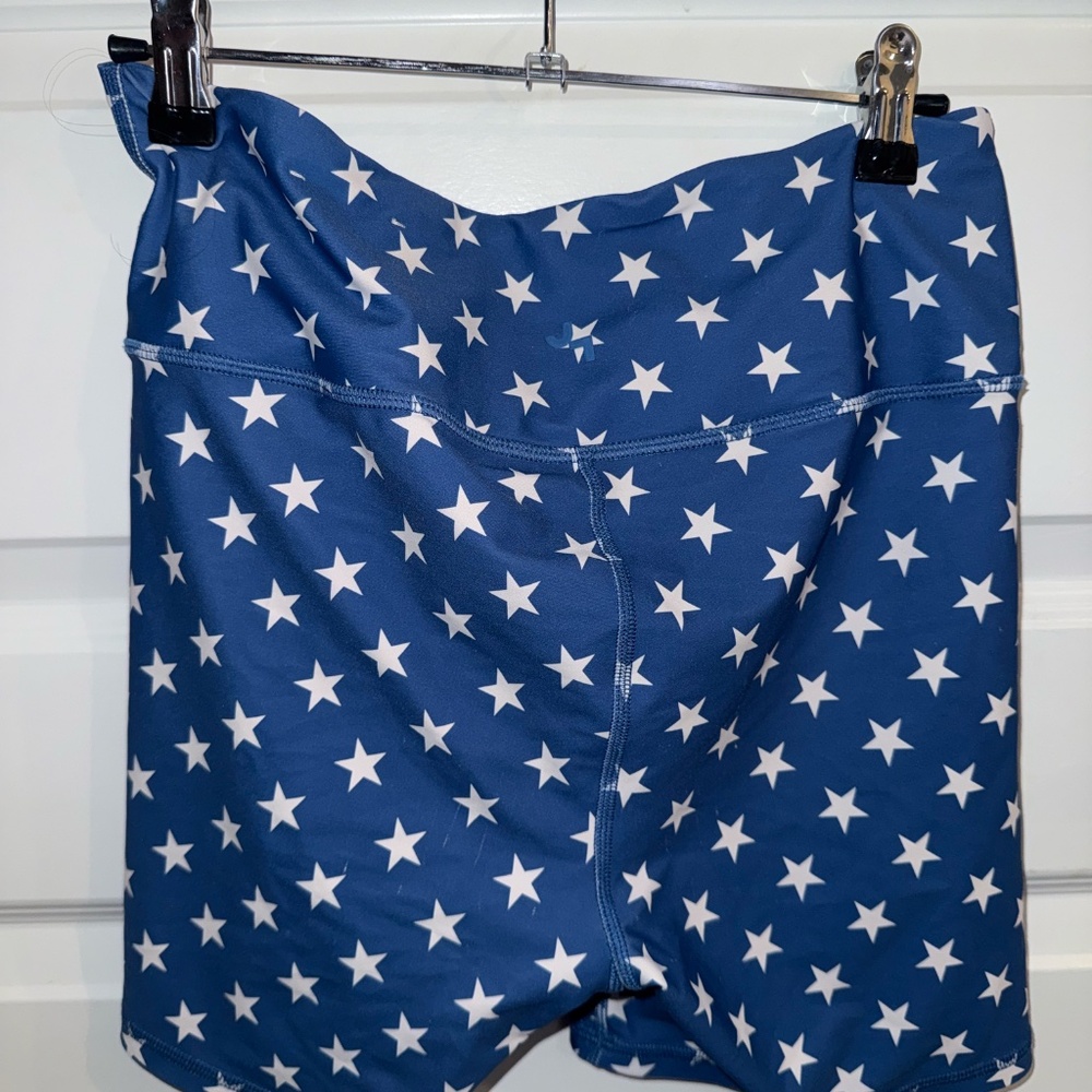 JoyLab Low-impact Sports Bra Blue And White Star Print Biker Shorts Set - Picture 8 of 9